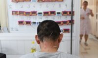 中国で悲劇！「独学の鍼灸治療」により命を落とした男性