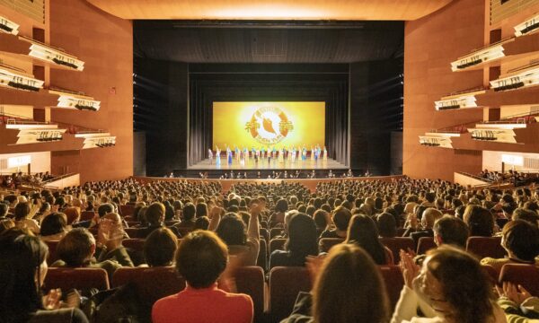 神韻名古屋公演  万雷の拍手　古典芸術の燦めきに「ブロードウェイでいろいろ観たが、神韻が一番」と絶賛の声