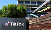 TikTokの米従業員転職が急増　法規制の影響で不透明感高まる