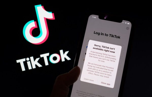 TikTok　米国でサービス停止　アップルとグーグルから削除