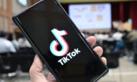 カナダ政府、TikTokを通じた影響力工作に警戒　外国干渉委員会で報告