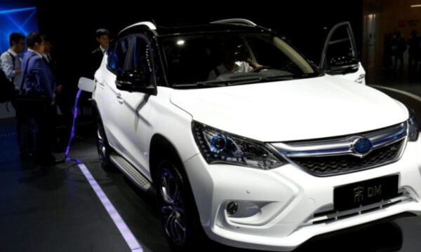 中国EV「BYD」　格安EVにまで自動運転技術　「大丈夫か？」と懸念の声も【動画あり】